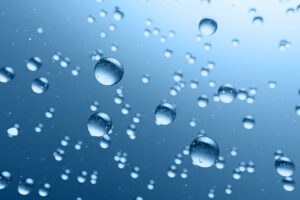 ¿Qué es un agente defloculante y para qué se utiliza en cerámica?