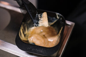 ¿Cómo funcionan los tintes para el pelo? Todo lo que debes saber antes de teñirte