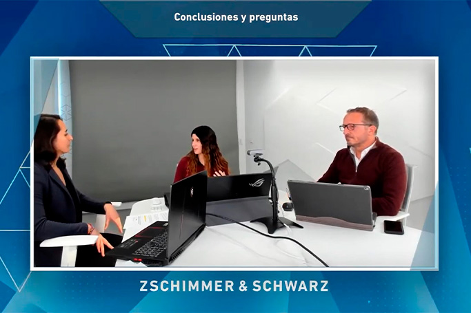 De izquierda a derecha: Laura Mendieta, directora creativa de Loopers; Marina Valverde, responsable de marketing de Zschimmer & Schwarz España; y Javier Portolés, CTO y cofundador de Loopers en el webinar de la Z&S School