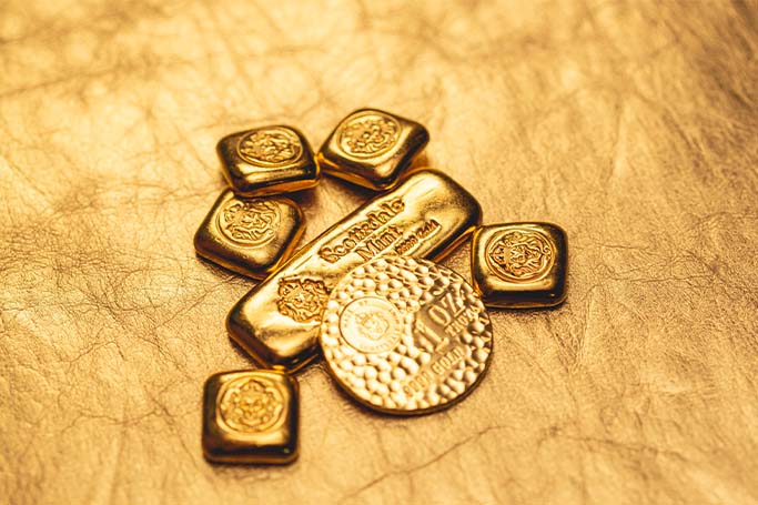 Monedas fabricadas con el elemento quimico oro