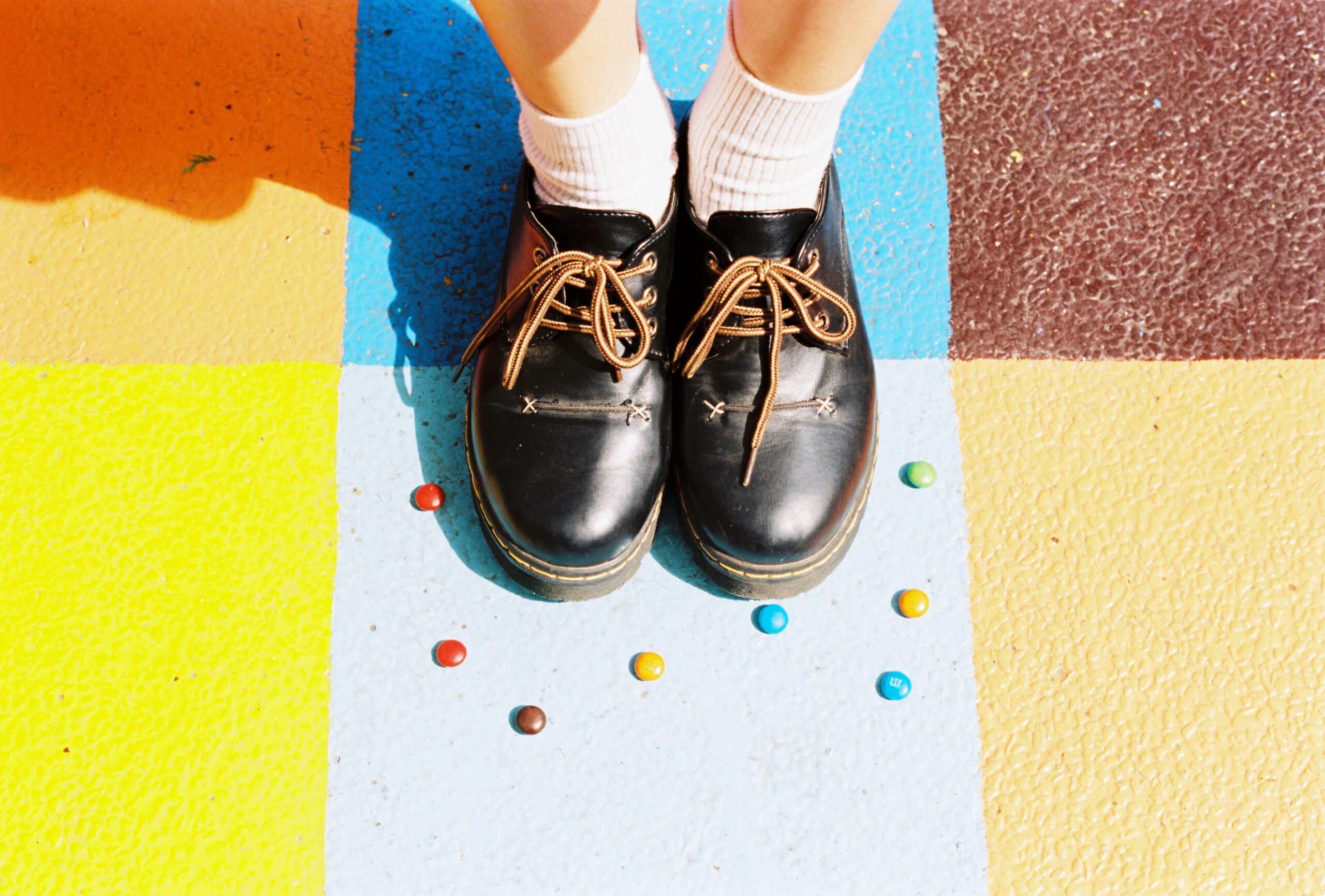 cuero pies leather