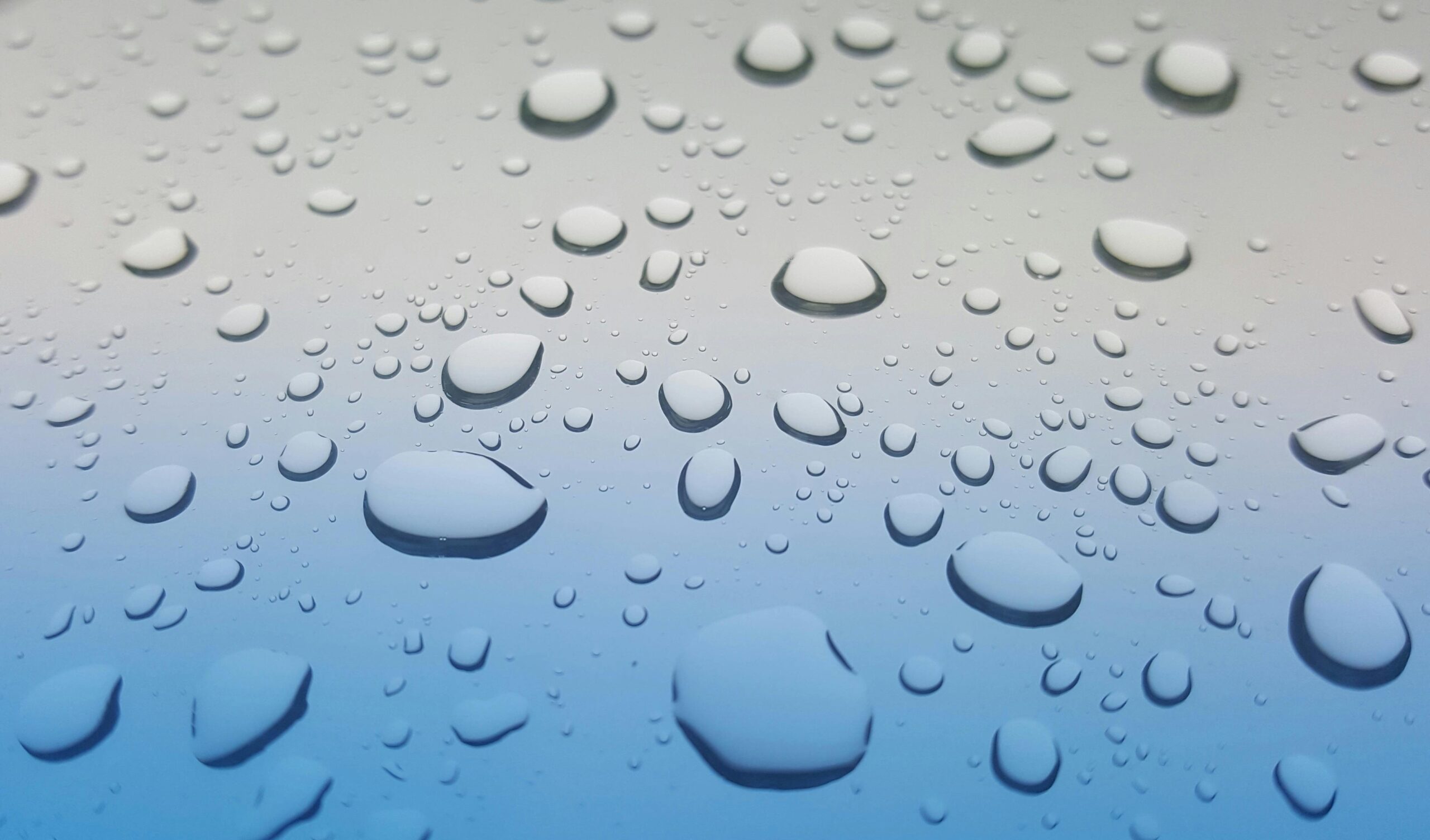 gotas azules cristal